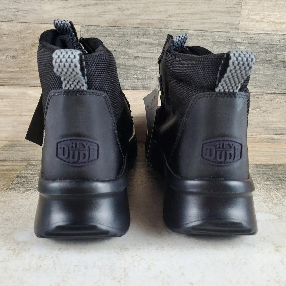Hey Dude Wendy Peak Apres Womens Ankle Boots Sz 7 Black Coated Twill Lace Up